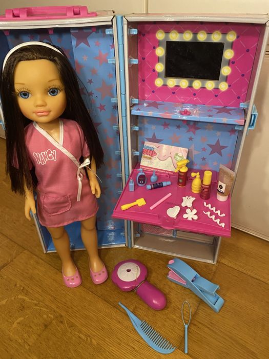 Boneca Nancy cabeleireira