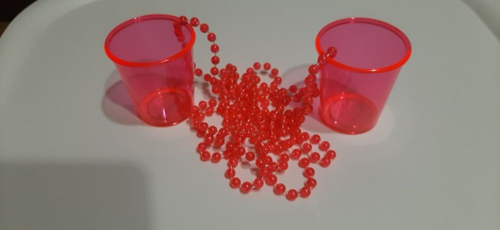 Kieliszki do shotów na szyję  dwie sztuki.