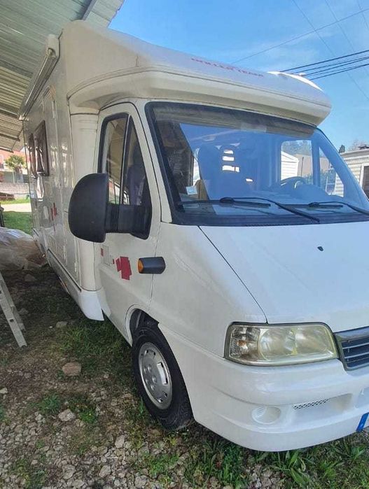 Autocaravana Fiat JTD 2006 c/ 6 lugares