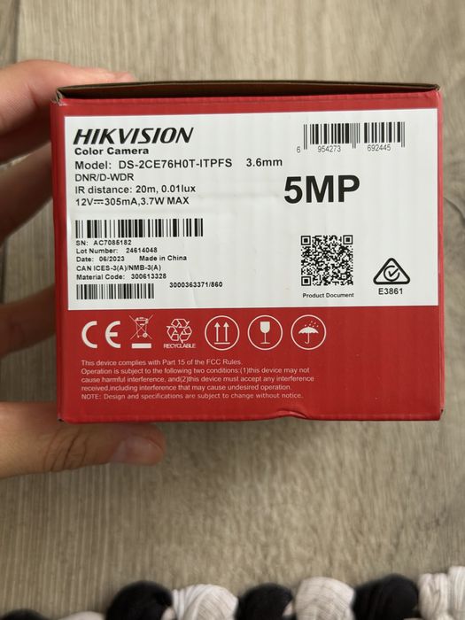 Hikvision DS-2CE76H0T-ITPFS  5МП TurboHD камера відеоспостереження з мікрофоном.