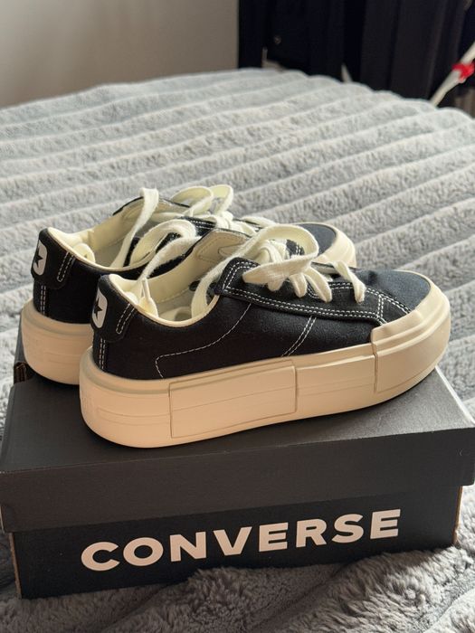 Converse Chuck Taylor нові