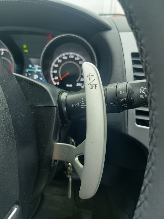 Мітсубіші Аутлендер Outlаnder 2.2D