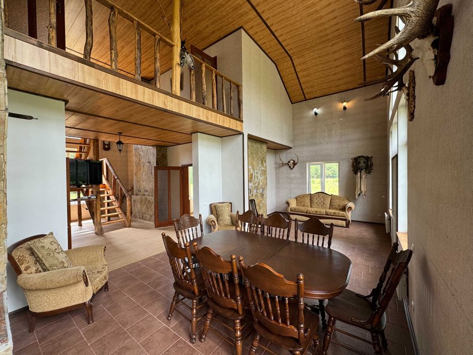 Приватний будинок