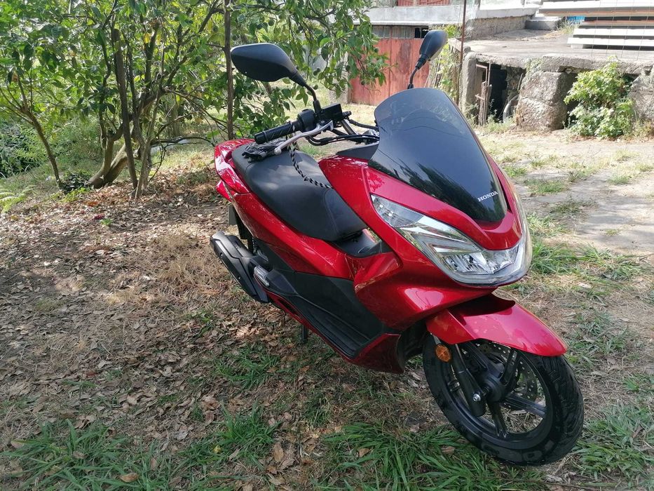 Honda PCX 125 como nova