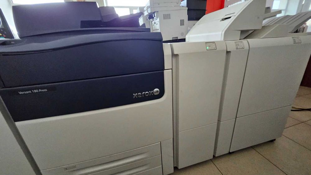 Цифрова друкарська машина XEROX VERSANT 180  б/в