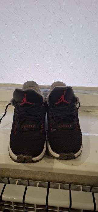 Кроссовки Jordan р.42