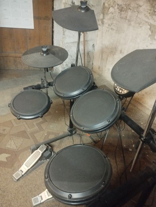 Perkusja elektroniczna Alesis