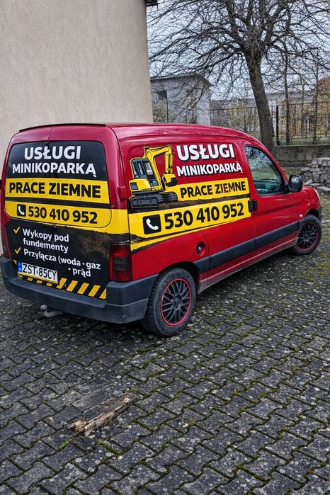 Prace ziemne,Uslugi minikoparką