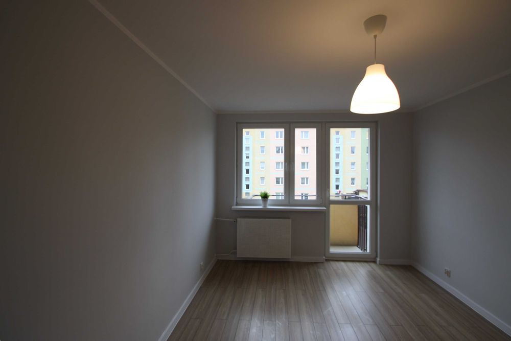 3 pok., generalny remont, garderoba, blisko SKM. Bezpośrednio