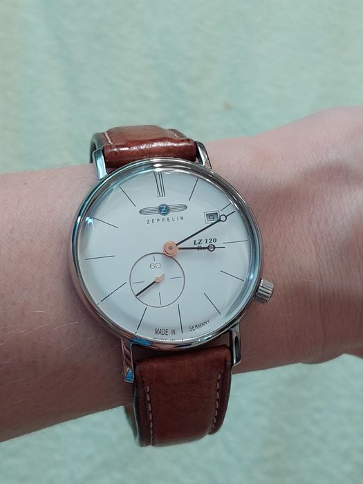 Zegarek Zeppelin damski, na baterię