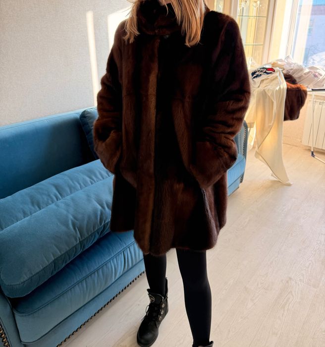 Полушубок норковый, в идеальном состоянии производство Греция 46-48