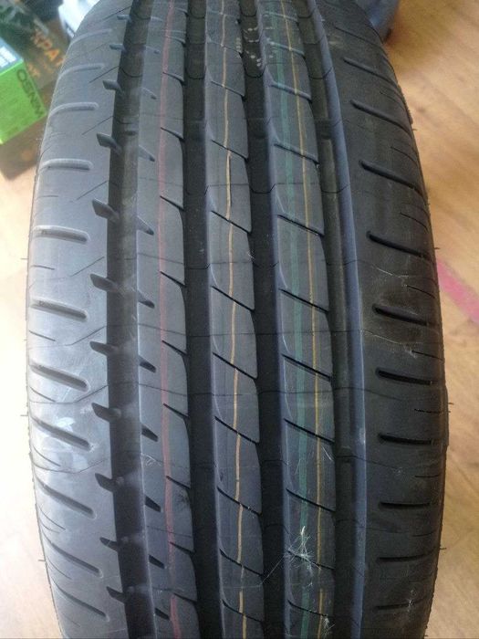 Продам Lassa Competus H/P2 215/65 R16