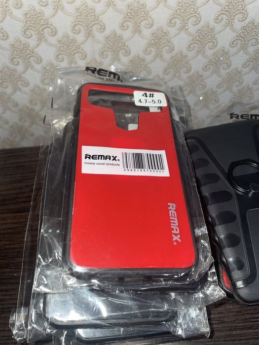 Универсальные чехлы