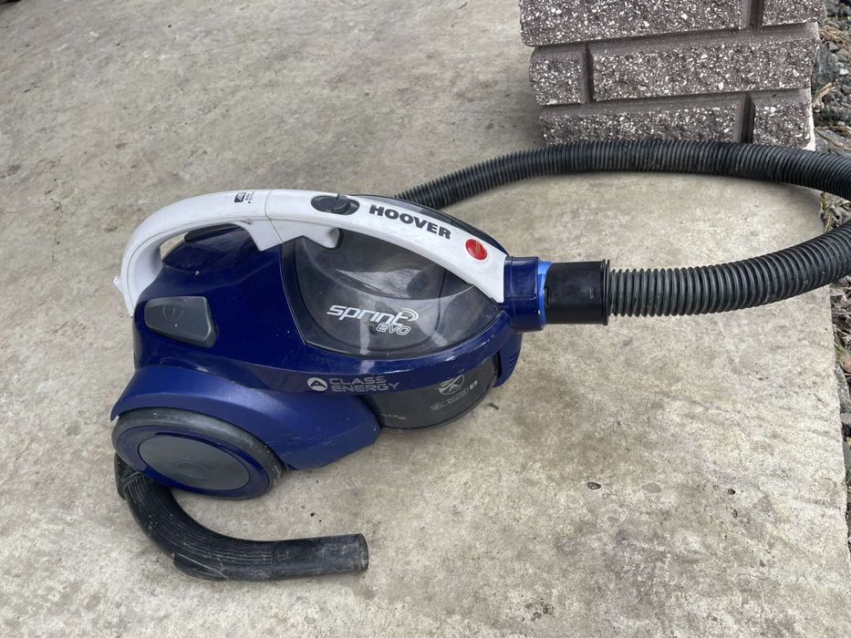 Продам пылесос без мешка Hoover Sprint Evo (модель TSBE с