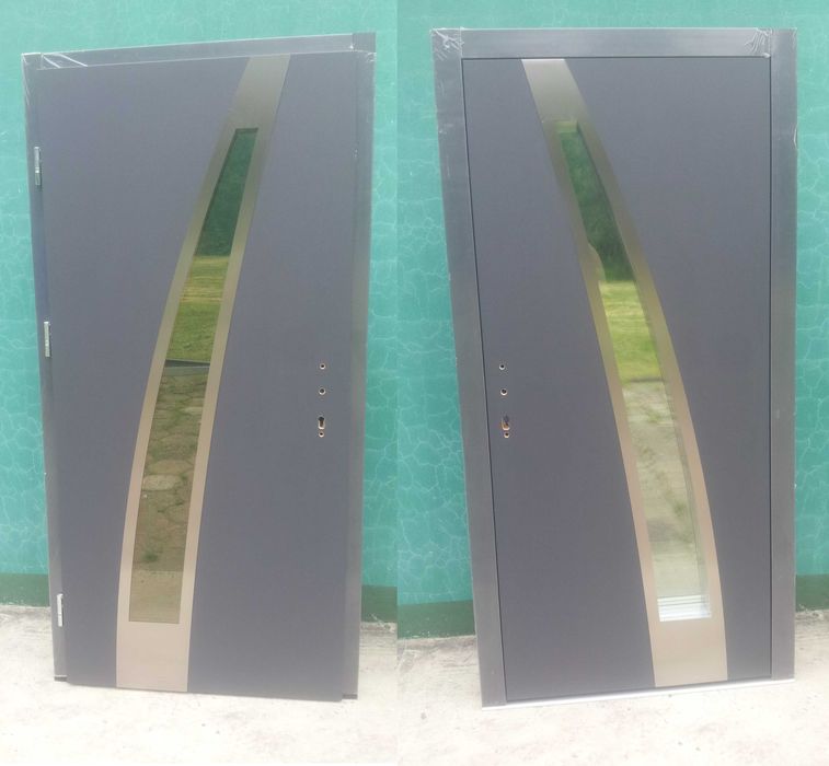 - 50 % Wyprzedaż Ekspozycji Drzwi Zewnętrzne 92 Termo Antracyt 106x210