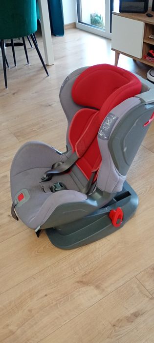 Fotelik samochodowy Avionaut Glider 9-25 kg