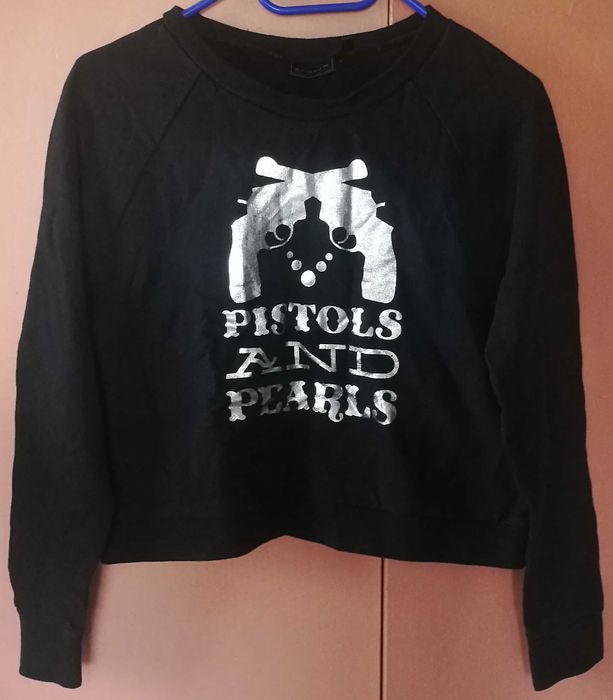 Bluza czarna napisy