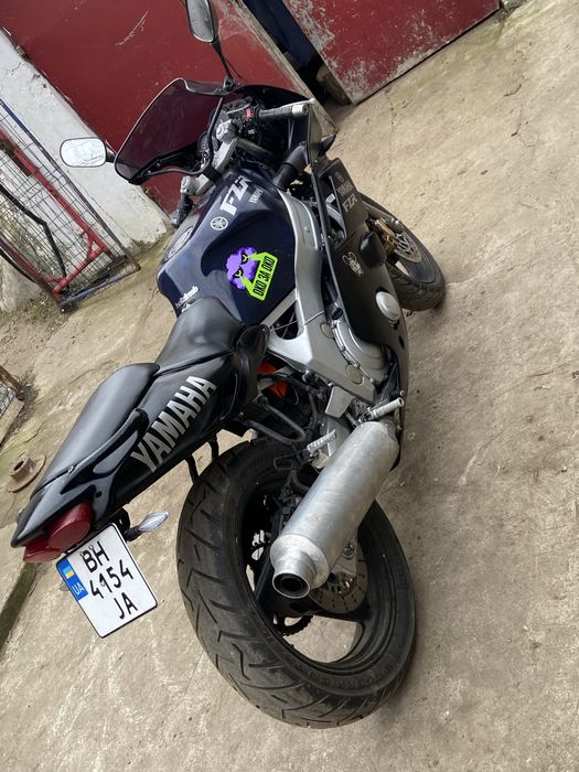 Yamaha fzr 600 genesis