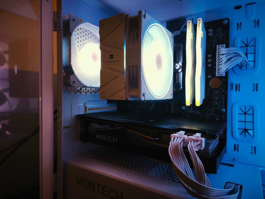 PC Gaming (Ryzen 5600X • 16GB RAM • RX6750 XT)