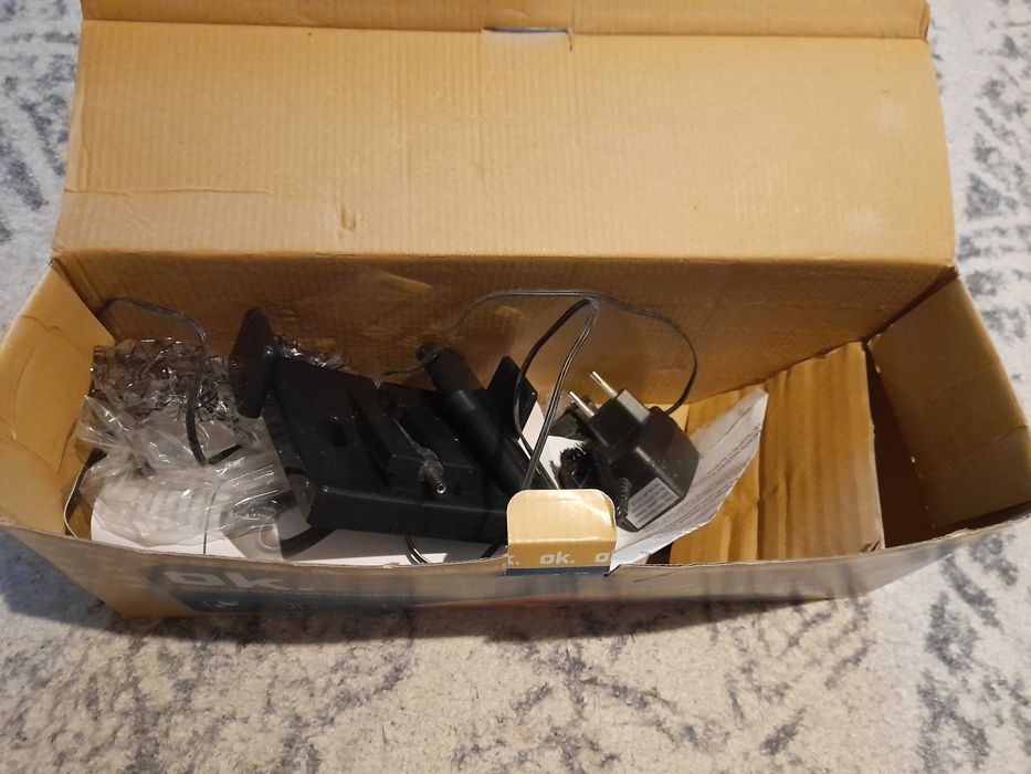 Aspirador de Mão - limpeza rápida - OK OVR 100