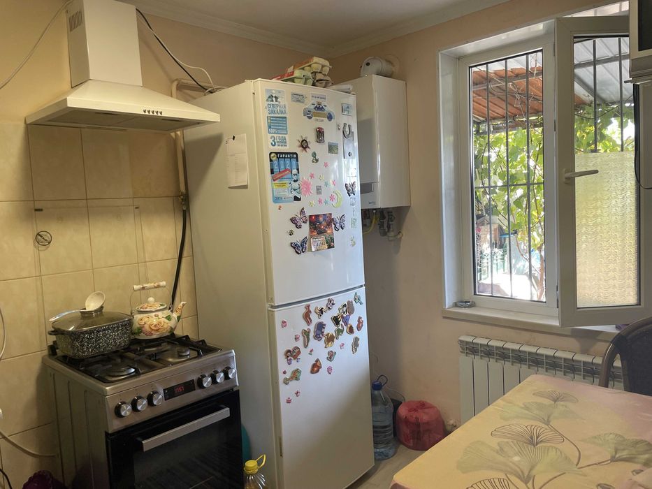 2 ком. квартира в пгт Доброслав! С ремонтом - заходи и живи