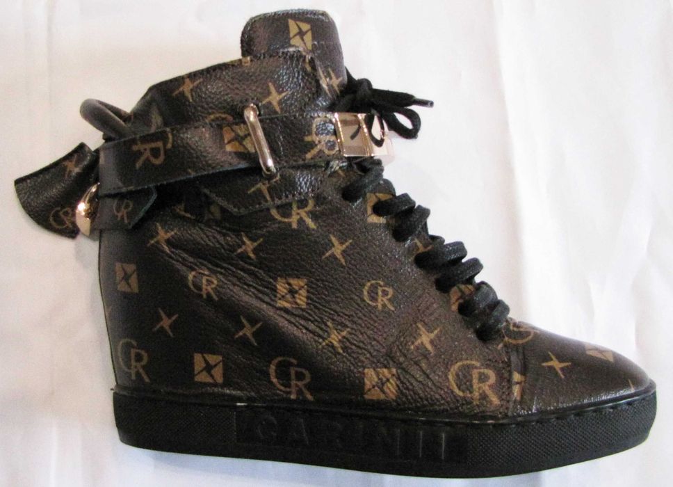 Carinii sneakersy platforma skóra naturalna 38