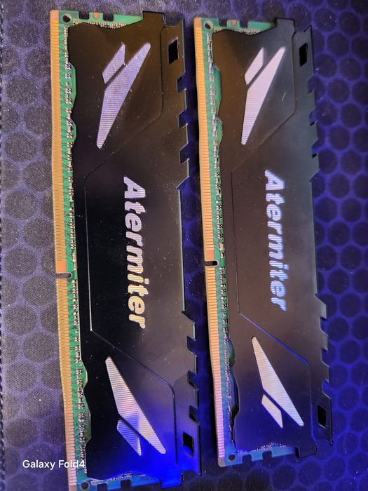 Оперативная память DDR4 ECC 32GB, 3200 частота.