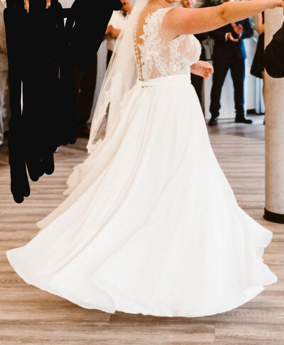 Muślinowa Suknia Ślubna