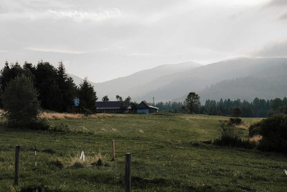 Domki na wynajem Folwark Soblówka. Nocleg w górach Beskid Żywiecki