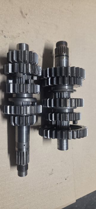 Skrzynia biegów tryby Yamaha Yzf 250 rok 14-18 yz 250f  wałki