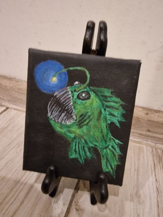 Angler fish  na płutni małym