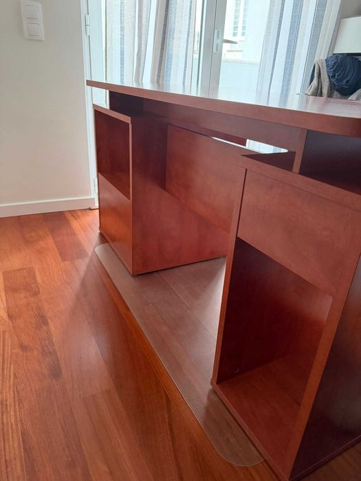 Secretária cerejeira moderna usada