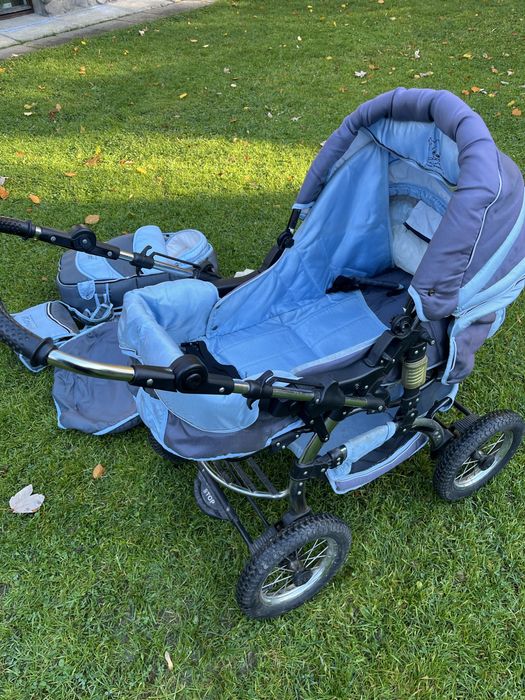 Sprzedam wòzek z akcesoriami