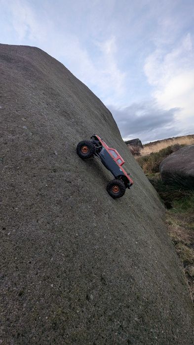 Axial Scx10 pro Crawler