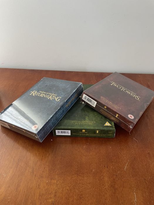 Triologia Senhor dos Aneis ( Edição especial) novo