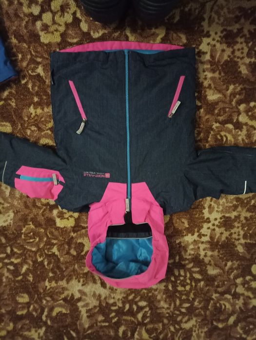 Продам зимову куртку