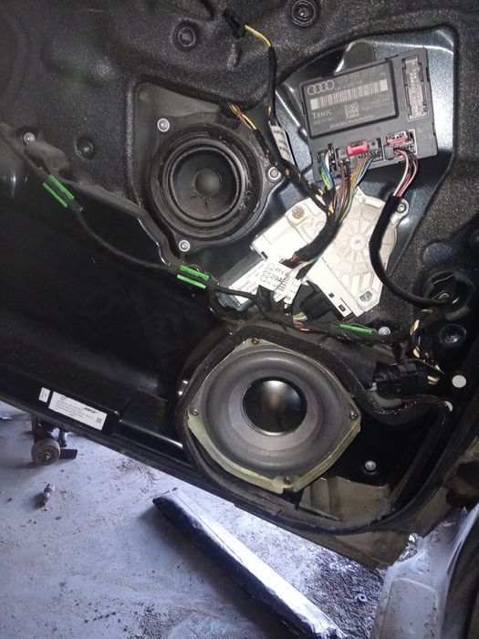 Audi a6 c6 głośnik głośniki Bose basowy średnio tonowy