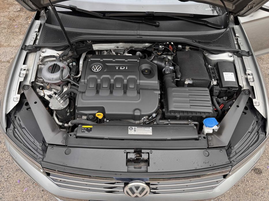 VW Passat Variant R-Line 2015 caixa DSG Garantia de 1 ano