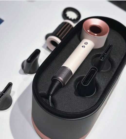 suszarka Dyson Supersonic Origin w kolorze Pruszkowo-różowy