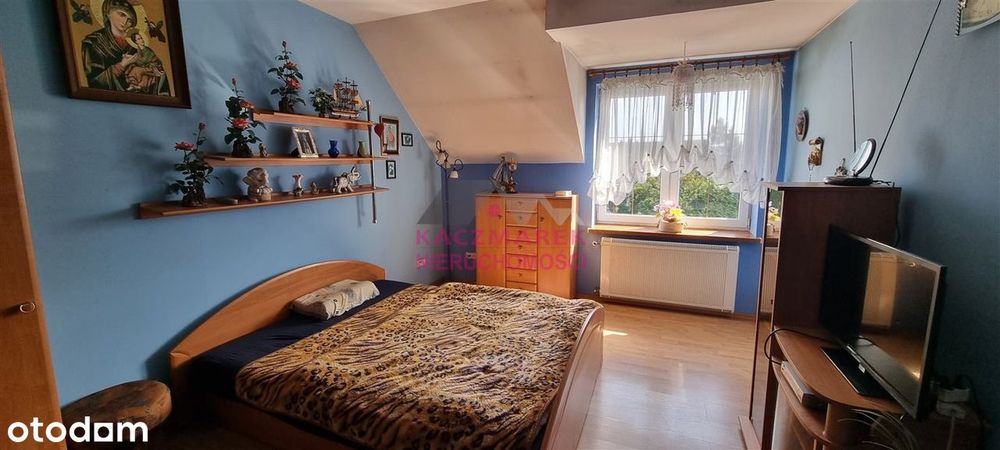 Segment z ogródkiem 600m2 i garażem w bryle