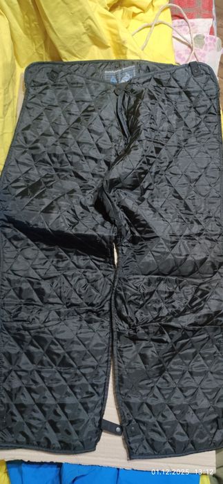 Тепла підкладка до мото-штанів.стан нове.