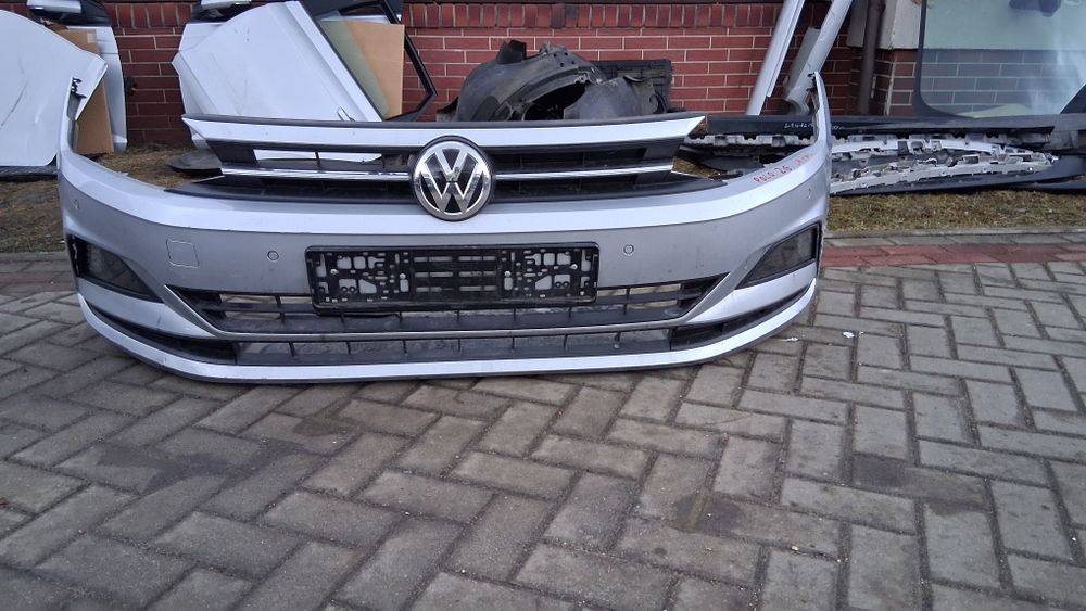 Przedni zderzak VW Polo 2G