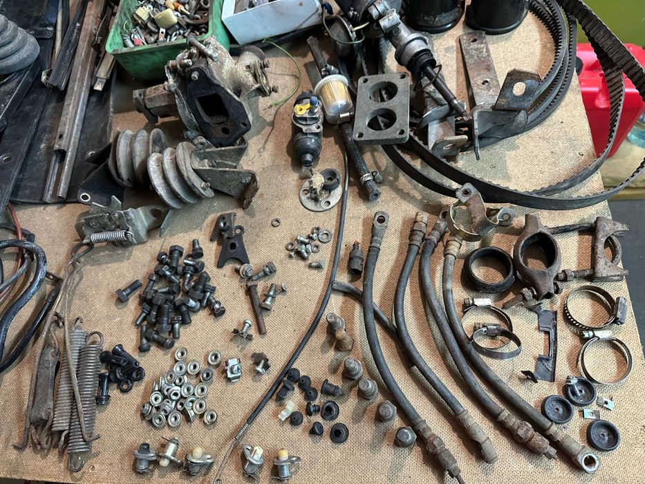 Мегалот оптом запчастини для ВАЗ класики 2101-2107 деталі