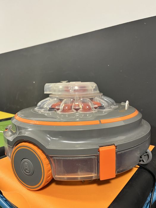 Odkurzacz basenowy Kesser Aquajack 650 robot sprzątający