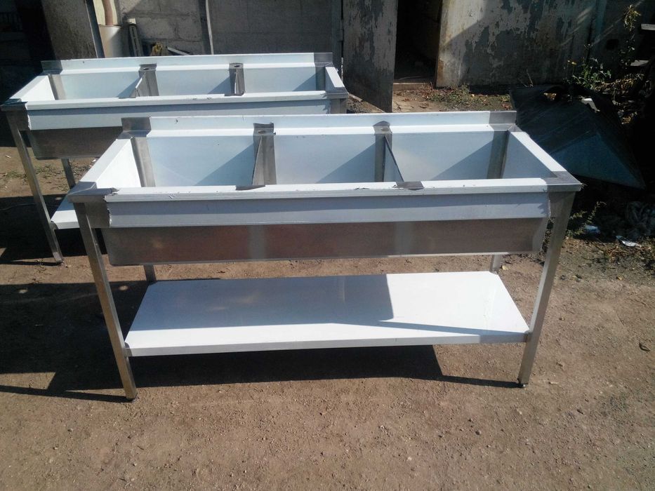 Мойка двухсекционная из нержавеющей стали