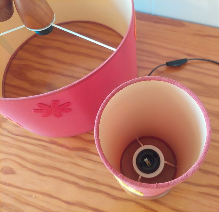 Candeeiros tecto + mesinha