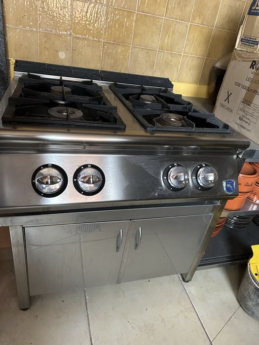 Fogão industrial 4 bicos - com movel - Virtus