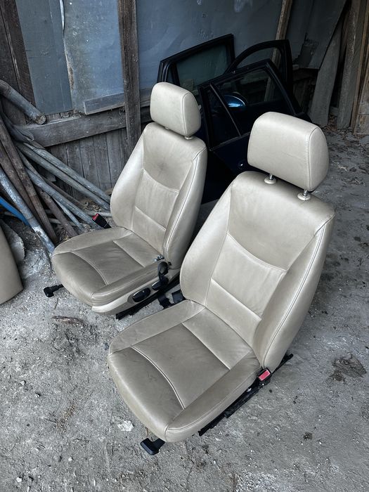Sprzedam fotele kanape bmw e90