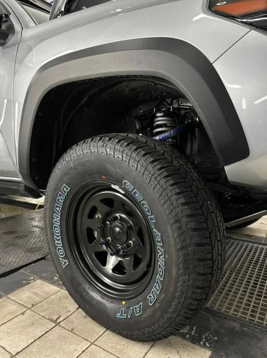 Felga stalowa 17×7 6×139,7 ET 0 CB 106,1 - Hilux Tacoma LC120 4Runner