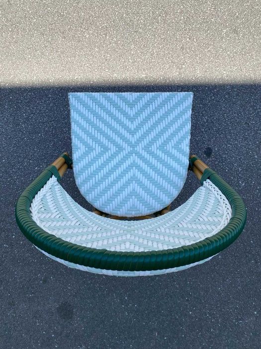 Cadeiras e Mesa conjunto novo